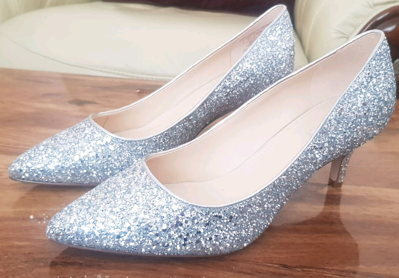 nine west flagship silver